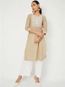 max Embroidered Thread Work Straight Kurta