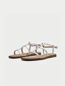 Oroh Women Open Toe Casual Flats with Buckles