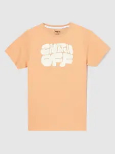 max Boys Typography Printed Applique T-shirt