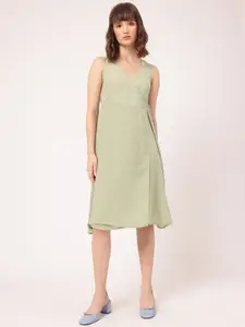 DressBerry Textured Wrap Dress