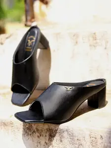 Monrow Women PU Block Sandals