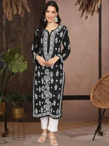 PARAMOUNT CHIKAN Women Embroidered Lucknowi Chikankari Modal Kurta