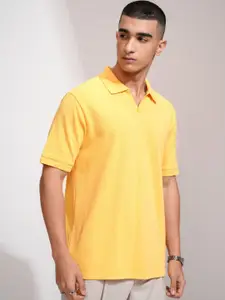 HIGHLANDER Men Solid Polo Collar Cotton T-shirt