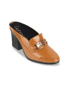 Catwalk Women Block with Buckles Pumps