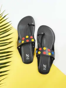 THE MADRAS TRUNK Women Synthetic One Toe Flats