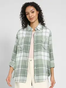 AMERICAN EAGLE OUTFITTERS Women Spread Collar Tartan Checked Cotton Casual Shirt