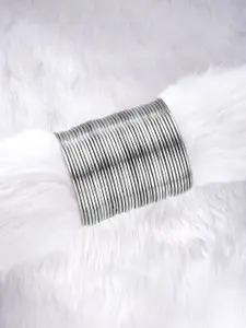 Peora Set Of 3 Gold-Plated Bangles