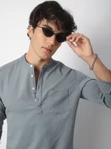 VASTRADO Ornate Ethnic Motifs Woven Design Mandarin Collar Jacquard Straight Short Kurta