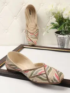 AROOM Women Slip-On Mojaris Flats