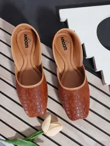 AROOM Women Textured Mojaris Flats