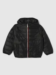 max Boys Hooded Solid Casual Puffer Jacket