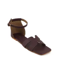 SCENTRA Women Open Toe Flats with Bows