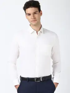 Peter England Elite Men Spread Collar Textured Cotton Formal Shirt