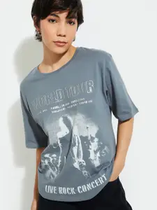 max URB_N Women Graphic Print Oversized T-shirt