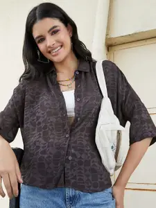 Campus Sutra Women Comfort Spread Collar Geometric Printed Oversized Casual Shirt