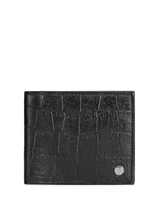 Eske Men Textured Leather Two Fold Wallet
