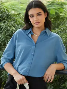 Campus Sutra Women Comfort Spread Collar Solid Oversized Casual Shirt