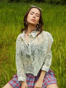 PINACOLADA Women Comfort Spread Collar Floral Printed Oversized Casual Shirt