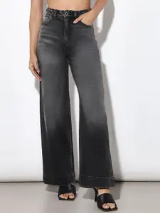 ONLY Women Cotton Flared High-Rise Light Fade Jeans