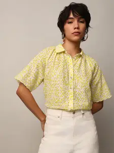 ONLY Women Cutaway Collar Abstract Printed Cotton Casual Shirt