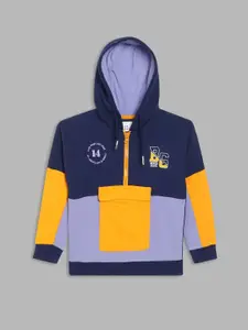 Blue Giraffe Boys Colourblocked Hood Cotton Pullover Sweatshirt