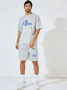 Styli Printed Oversized Fit T-Shirt With Shorts Co-Ords