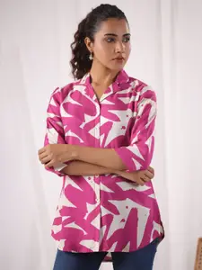 JISORA Women Abstract Printed Cuban Collar Pure Silk Top