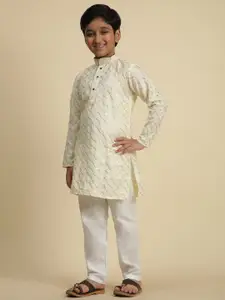 Pro-Ethic STYLE DEVELOPER Boys Embroidered Straight Kurta with Pyjamas