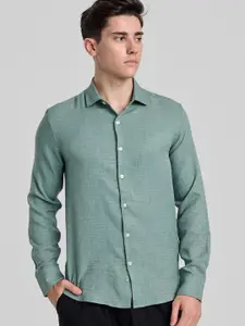 Snitch Men Smart Spread Collar Solid Slim Fit Casual Shirt