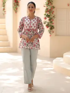 Rain & Rainbow Women Floral Printed Pure Cotton Top