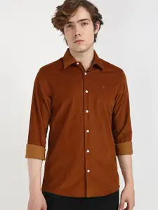 Calvin Klein Jeans Men Spread Collar Textured Solid Cotton Slim Fit Casual Shirt