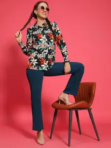 Oxolloxo Women Smart Spread Collar Floral Printed Casual Shirt