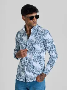 Snitch Men Smart Spread Collar Floral Printed Casual Shirt