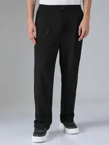 Banana Club Men Solid Pleated Relaxed Fit Trouser