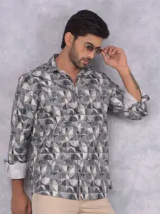Crimsoune Club Men Smart Spread Collar Geometric Printed Cotton Slim Fit Casual Shirt