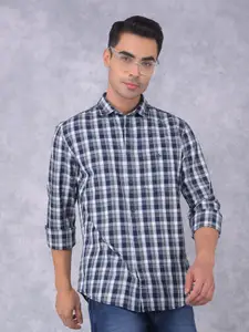 Crimsoune Club Men Smart Spread Collar Checked Cotton Slim Fit Casual Shirt