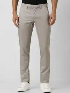 Van Heusen Sport Men Grey Cotton Slim Fit Trousers