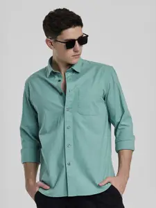 Snitch Men Smart Spread Collar Solid Cotton Casual Shirt