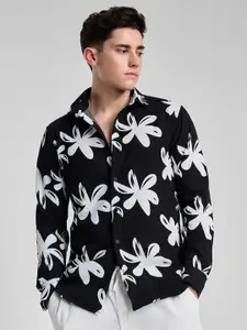 Snitch Men Smart Spread Collar Floral Printed Casual Shirt