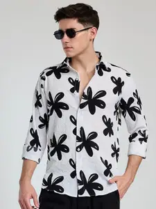 Snitch Men Smart Spread Collar Floral Printed Casual Shirt