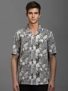 Louis Philippe Sport Men Slim Fit Floral Opaque Printed Casual Shirt