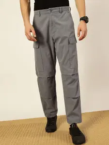 Thomas Scott Men Classic Mid-Rise Pure Cotton Straight Fit Cargos Trousers