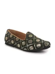 FAUSTO Men Slip-On Ethnic - Embellished Lightweight Mojaris