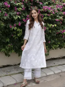 HOUSE OF KARI Floral Embroidered Chikankari Kurta