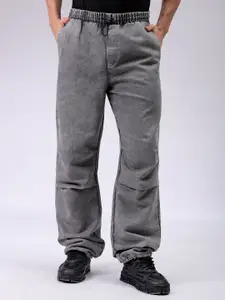 The Indian Garage Co Men Mid Rise Baggy Tapered Fit Utility Denim Jogger