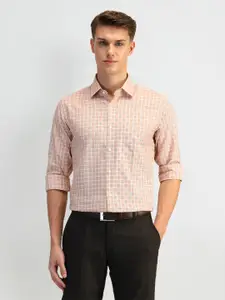 Arrow Men Manhattan Spread Collar Gingham Checked Cotton Slim Fit Formal Shirt