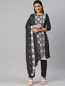 Maroosh Embroidered Thread Work Unstitched Dress Material
