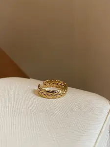 MYKI Gold-Plated Stainless Steel Leaf Shaped Adjustable Finger Ring