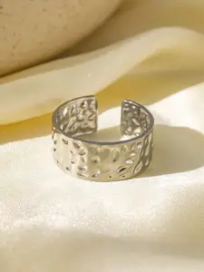 MYKI Silver-Plated Stainless Steel Finger Ring