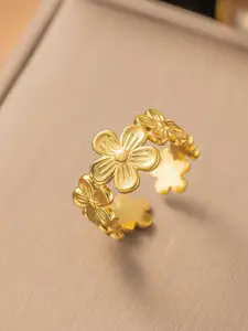 MYKI Gold-Plated Stainless Steel Delicate Floral Finger Ring